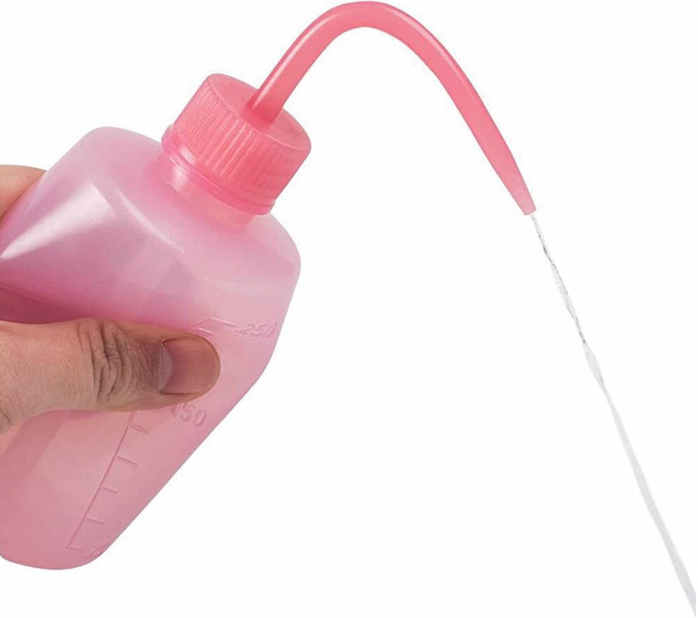 Recipient for serum with flexible nozzle, Pink bottle